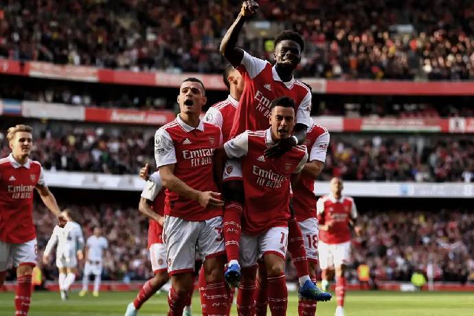 Rất nhanh chóng, Arsenal ra giá tống khứ tân binh mùa đông