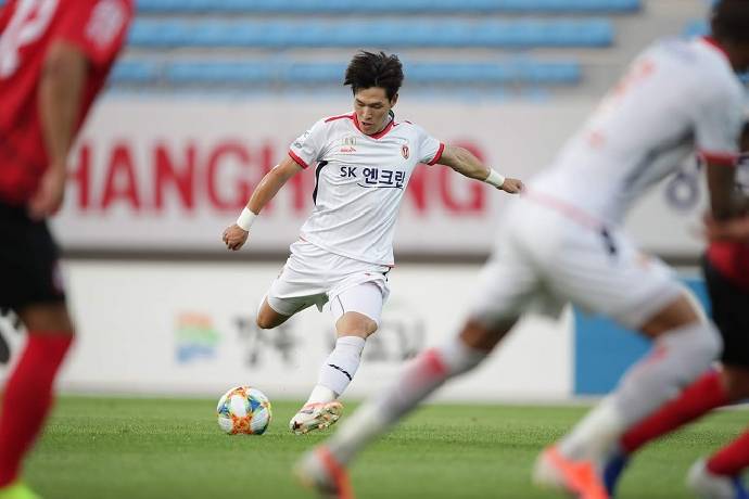 Soi kèo phạt góc Jeju United FC vs Gwangju FC, 17h30 ngày 11/7