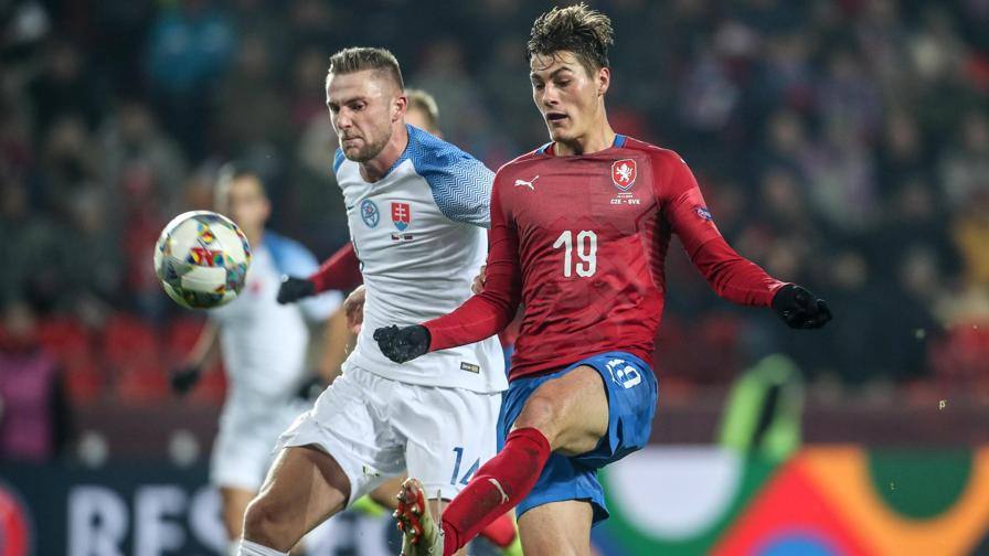 Nhận định bóng đá Montenegro vs Séc, 01h45 ngày 11/9: Bất phân thắng bại