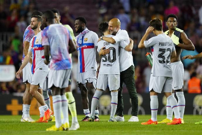 Pep Guardiola đòi 'rút ruột' báu vật hàng thủ của Barca