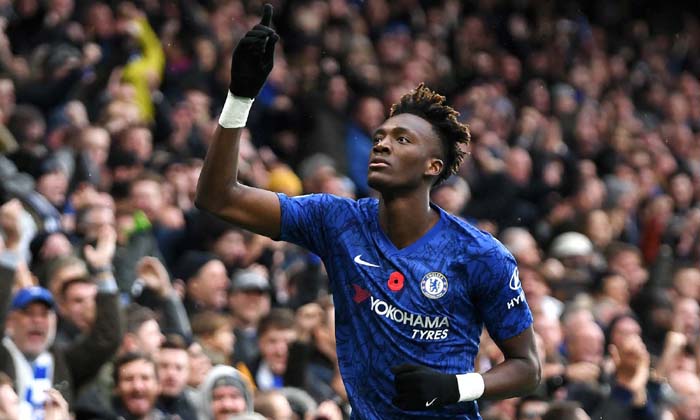Chelsea hạ đẹp Crystal Palace, Tammy Abraham cán mốc ấn tượng