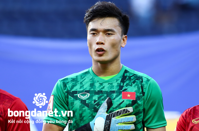 Bùi Tiến Dũng chấn thương vai, nghỉ trận U23 Việt Nam-U23 Jordan?