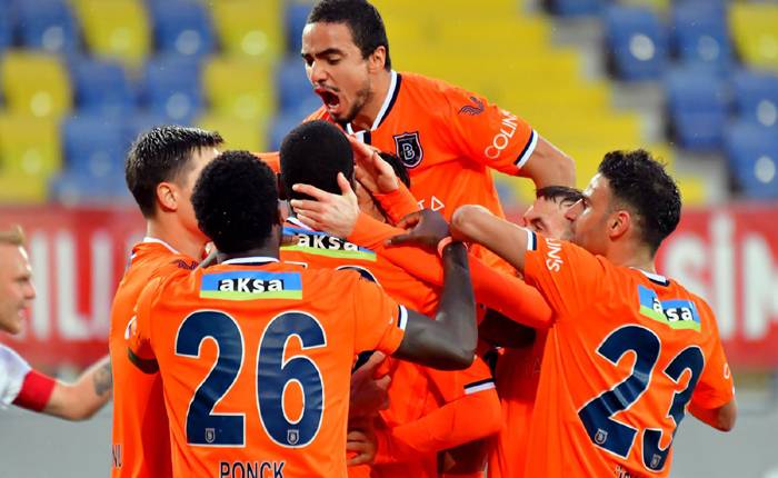 Tuzlaspor vs Istanbul Basaksehir, 22h45 ngày 13/1: Tạm biệt chủ nhà