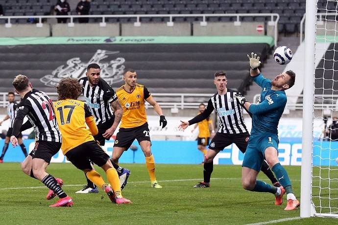 Soi kèo phạt góc Newcastle vs Wolves, 23h30 ngày 12/3