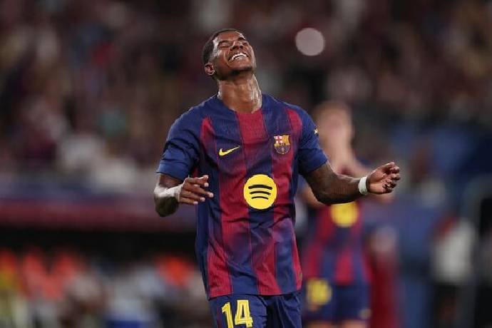 CĐV chỉ trích dữ dội Rashford vì bỏ lỡ cơ hội không tưởng