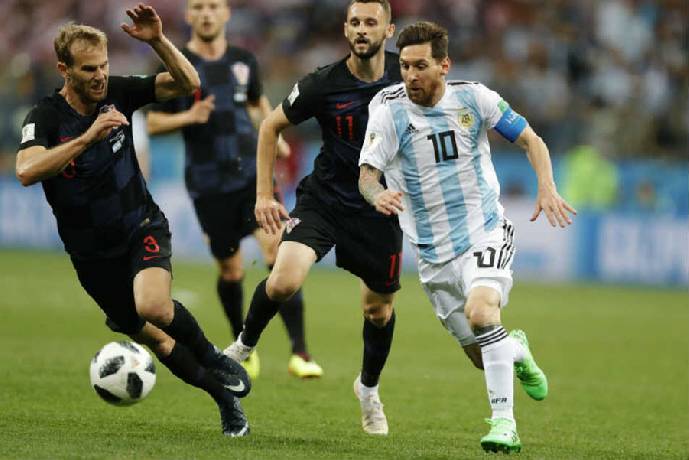 Soi k&egrave;o si&ecirc;u dị Argentina vs Croatia, 2h ng&agrave;y 14/12