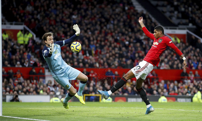 Marcus Rashford tỏa sáng trong ngày cán mốc 200 trận cho MU