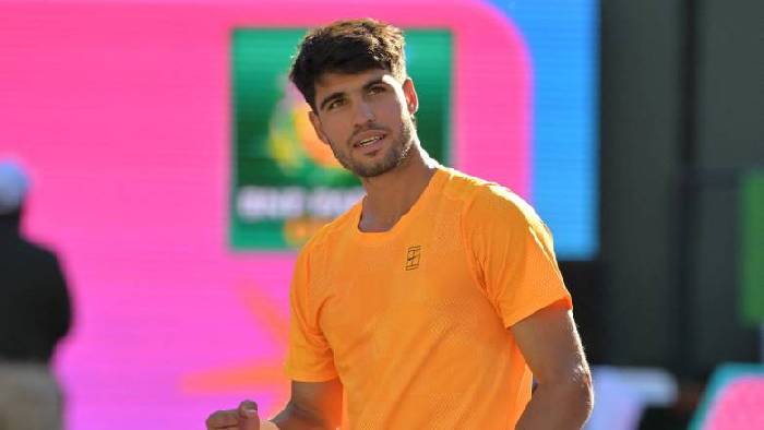 Alcaraz và Medvedev cùng giành vé vào tứ kết Indian Wells Masters 2026