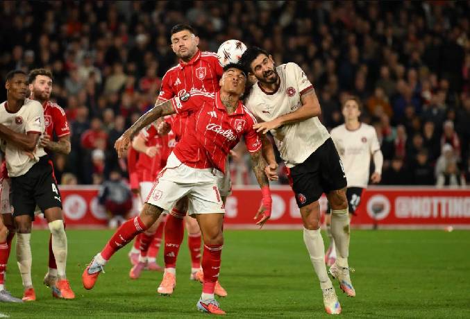 Soi kèo góc Nottingham vs Midtjylland, 3h00 ngày 13/03
