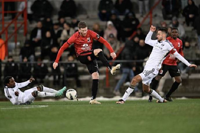Nhận định, soi kèo Molenbeek với Eupen, 21h00 ngày 13/04: Trận chiến một mất một còn