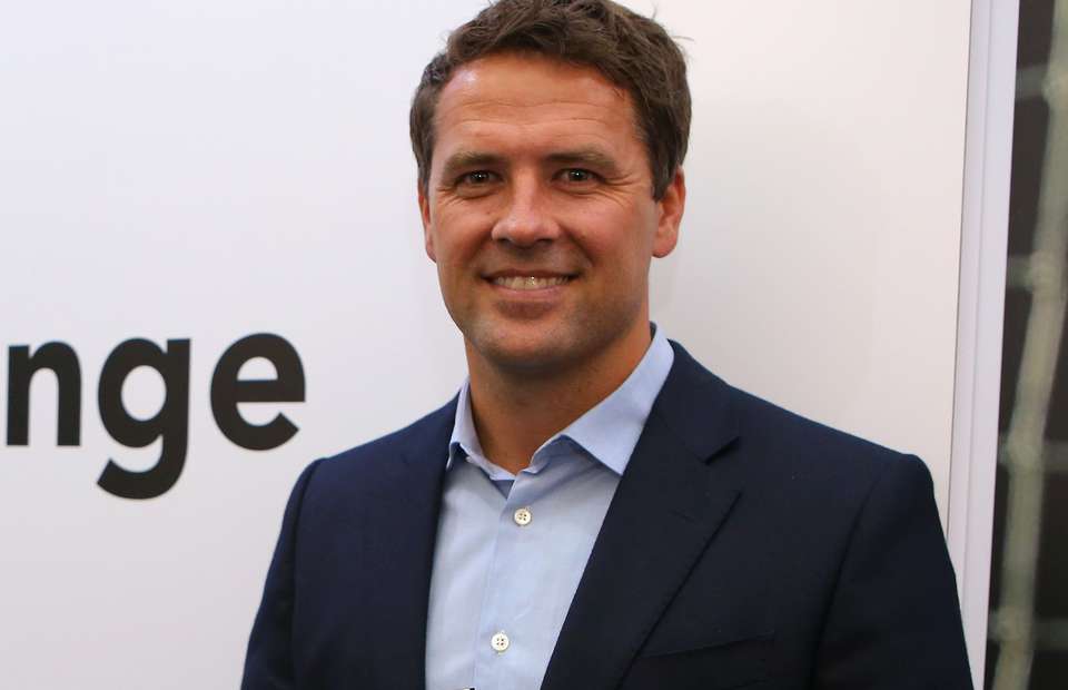 Cựu sao Liverpool dự đoán bất ngờ về ngôi vô địch Ngoại hạng Anh