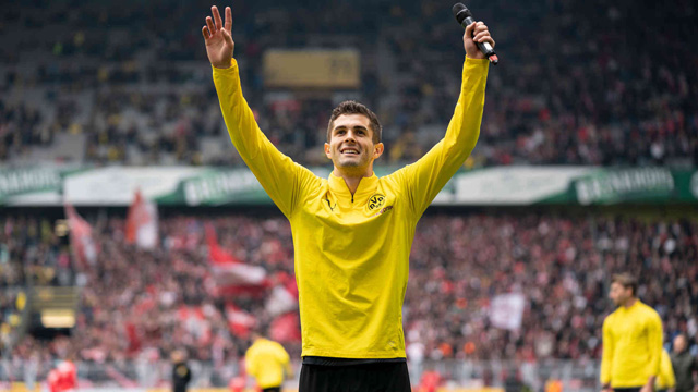 Pulisic xúc động trong ngày chia tay các CĐV