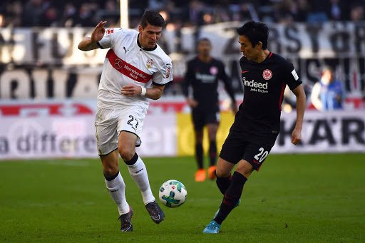 Eintracht Frankfurt vs M'gladbach, 23h30 ngày 16/5: Dồn sức đua trụ hạng