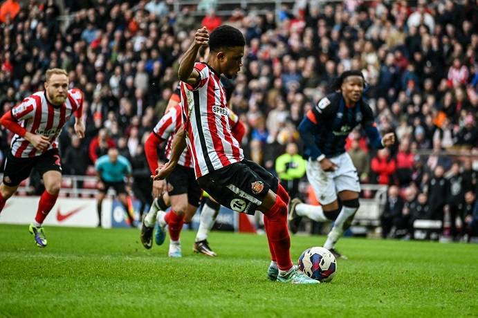 Nhận định, soi kèo Sunderland vs Luton Town, 23h30 ngày 13/5
