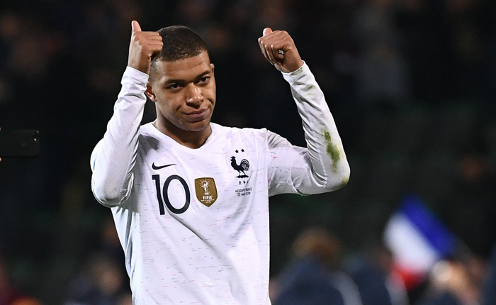 Mbappe cán mốc 100 bàn thắng nhanh hơn hẳn Ronaldo và Messi