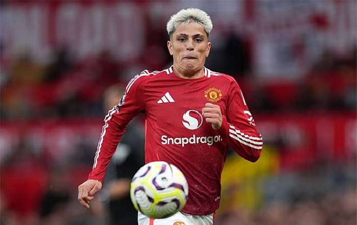 Nhất quyết đòi sang Chelsea, Garnacho ra thông điệp cứng rắn với MU