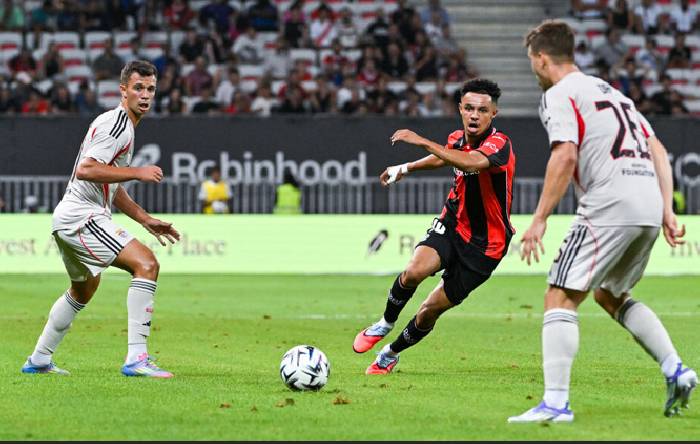 Soi kèo phạt góc Benfica vs Nice, 02h00 ngày 13/8