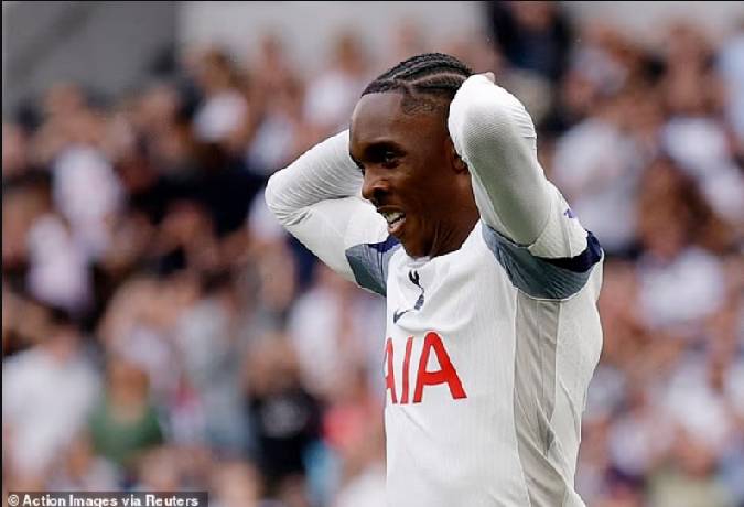 UEFA thay đổi luật cúp C1 châu Âu ngay trước giờ khởi tranh