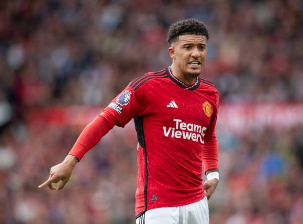 Man United tìm cách tống khứ Sancho 