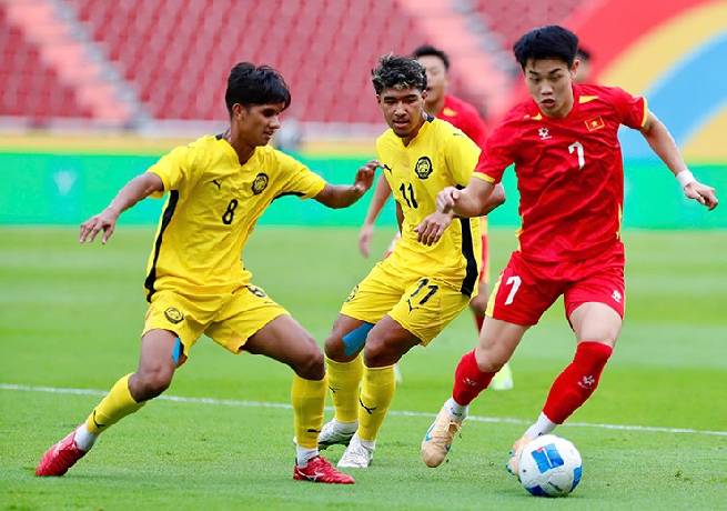 U22 Malaysia s&aacute;ng cửa đi tiếp d&ugrave; thua U22 Việt Nam