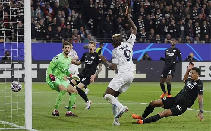 Tỷ lệ kèo nhà cái Napoli vs Eintracht Frankfurt mới nhất, 3h ngày 16/3