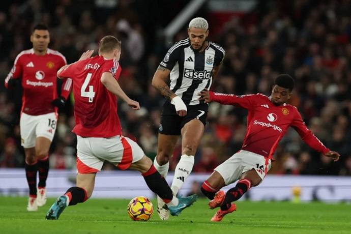 Siêu máy tính dự đoán Newcastle vs MU, 22h30 ngày 13/4
