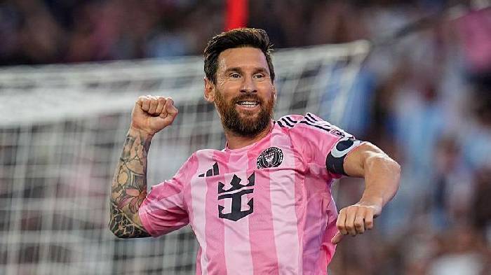 Messi sút phạt siêu đỉnh, nối dài kỷ lục không tưởng