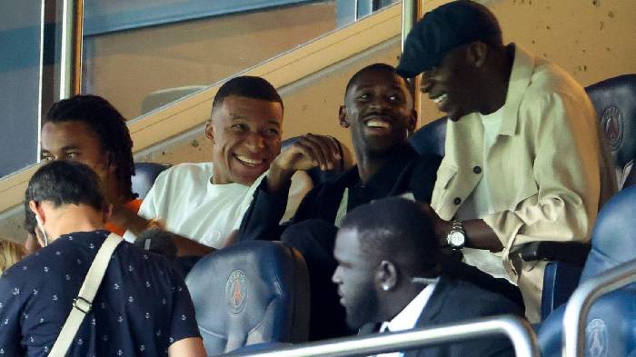 Vừa 'chọc giận' BLĐ, Mbappe lại bất ngờ được PSG gỡ 'phong ấn'