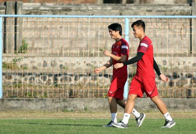 Tin bóng đá đội tuyển Việt Nam hôm nay 13/10: Tuấn Anh bỏ ngỏ khả năng ra sân