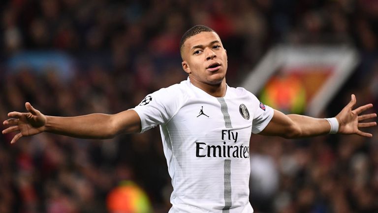 Mbappe bị kiểm tra doping sau khi đá như ‘lên đồng’ trước MU