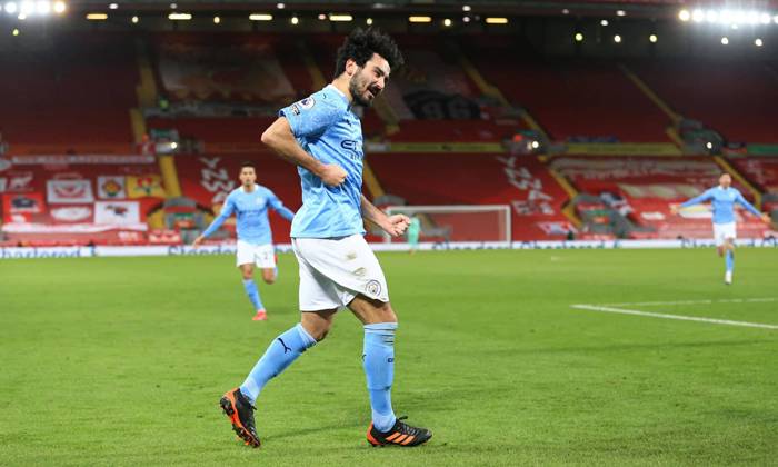 Man City trả giá đắt cho chiến thắng thứ 11 liên tiếp tại NHA