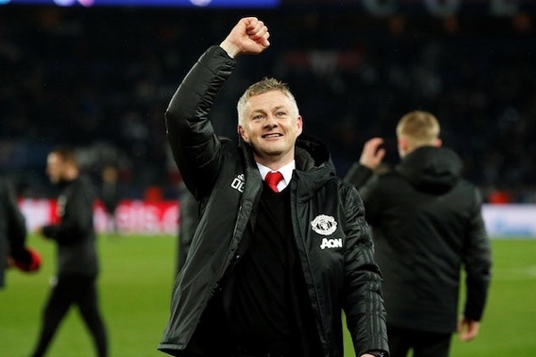 MU gặp khó, Solskjaer nhờ Google 'tư vấn'