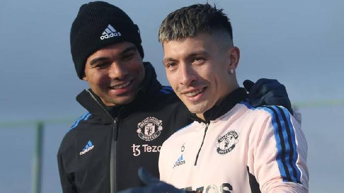 Tin M.U tối 14/4: Casemiro hé lộ tương lai; Martinez khiến CĐV thở phào