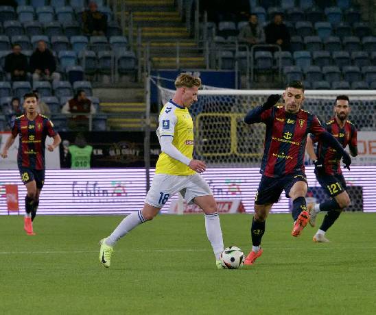 Nhận định, soi kèo Pogon Szczecin vs Motor Lublin, 01h30 ngày 15/5: Khách hết động lực