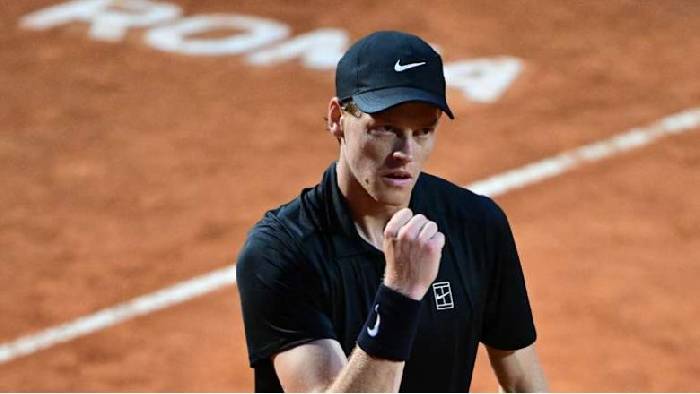 Sinner ‘đòi nợ’ Cerundolo thành công, vào tứ kết Rome Masters