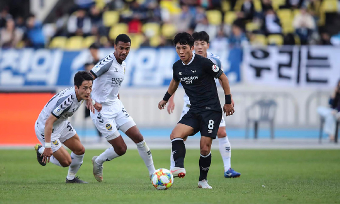 Nhận định Seongnam Ilhwa Chunma vs Suwon Samsung Bluewings, 17h30 ngày 16/6