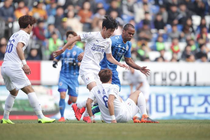 Nhận định, soi kèo Suwon Samsung Bluewings vs Ulsan Hyundai, 17h ngày 15/7