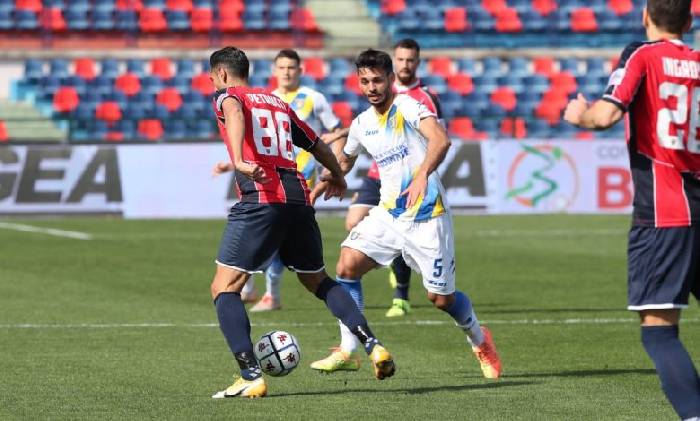 Nhận định, soi kèo Cosenza vs Frosinone, 21h15 ngày 16/10