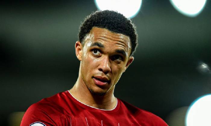 Alexander-Arnold: 'Tôi đã nghĩ đó là cầu thủ xuất sắc nhất thế giới'