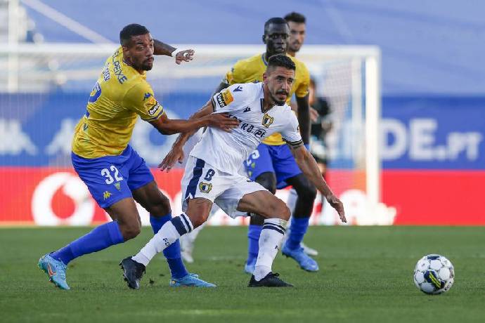 Nhận định, soi kèo Estoril vs Famalicao, 3h ngày 16/12