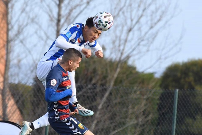 Văn Hậu ra sân 45 phút, Heerenveen đánh bại Heracles