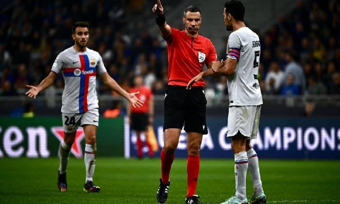 Dự đoán, soi kèo thẻ vàng Barcelona vs MU, 0h45 ngày 17/2