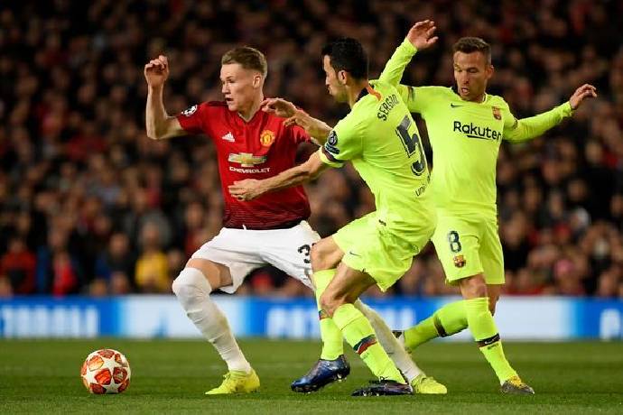 Soi kèo đặc biệt Barcelona vs MU, 0h45 ngày 17/2