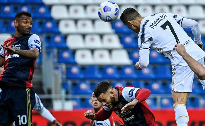 Juventus thắng Cagliari, Ronaldo có hat-trick nhanh thứ hai sự nghiệp