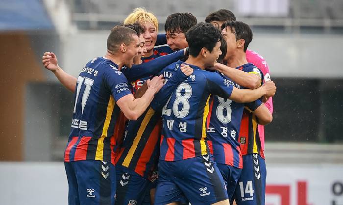 Nhận định, soi kèo Busan Transportation vs Suwon FC, 17h00 ngày 16/4: Biết đâu bất ngờ