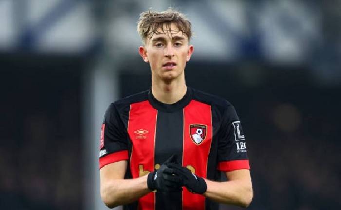 Real Madrid đồng ý chi 50 triệu bảng chiêu mộ Dean Huijsen