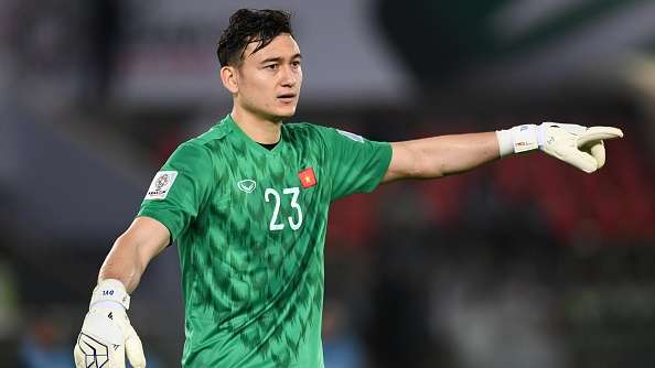 Văn Lâm bị “cấm cửa” tham dự AFF Cup, Sài Gòn FC ra tay giải cứu?