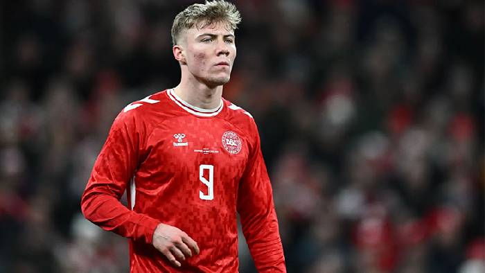 Soi kèo hiệp 1 Slovenia vs Đan Mạch, 23h00 ngày 16/6