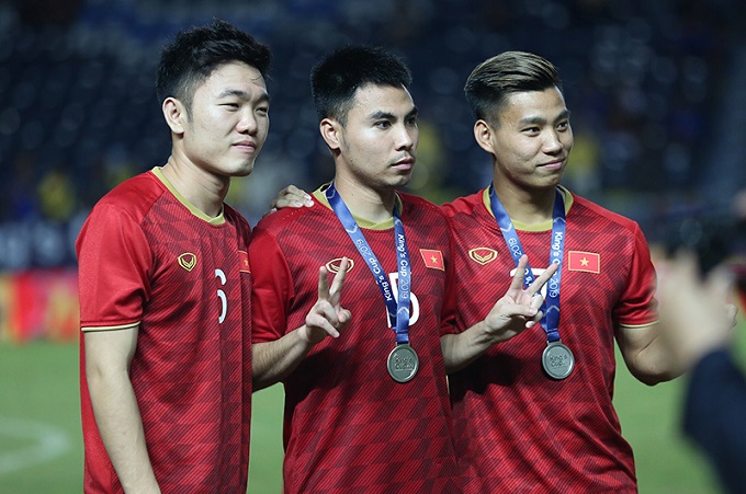 Đức Huy chỉ ra nguyên nhân khiến Xuân Trường, Công Phượng về nước sớm