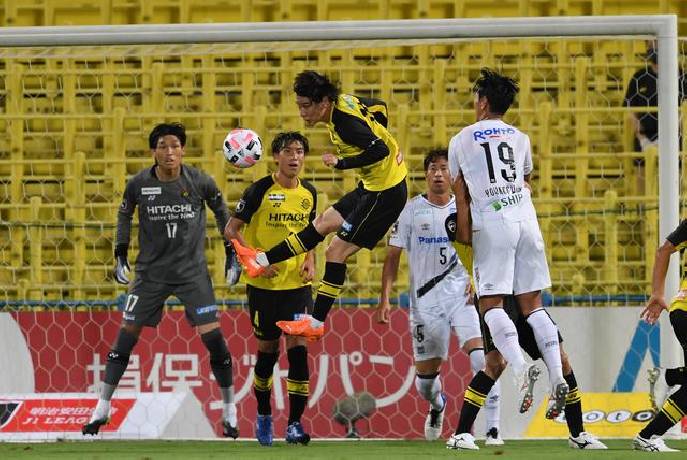 Phân tích kèo hiệp 1 Gamba Osaka vs Kashiwa Reysol, 17h00 ngày 16/7